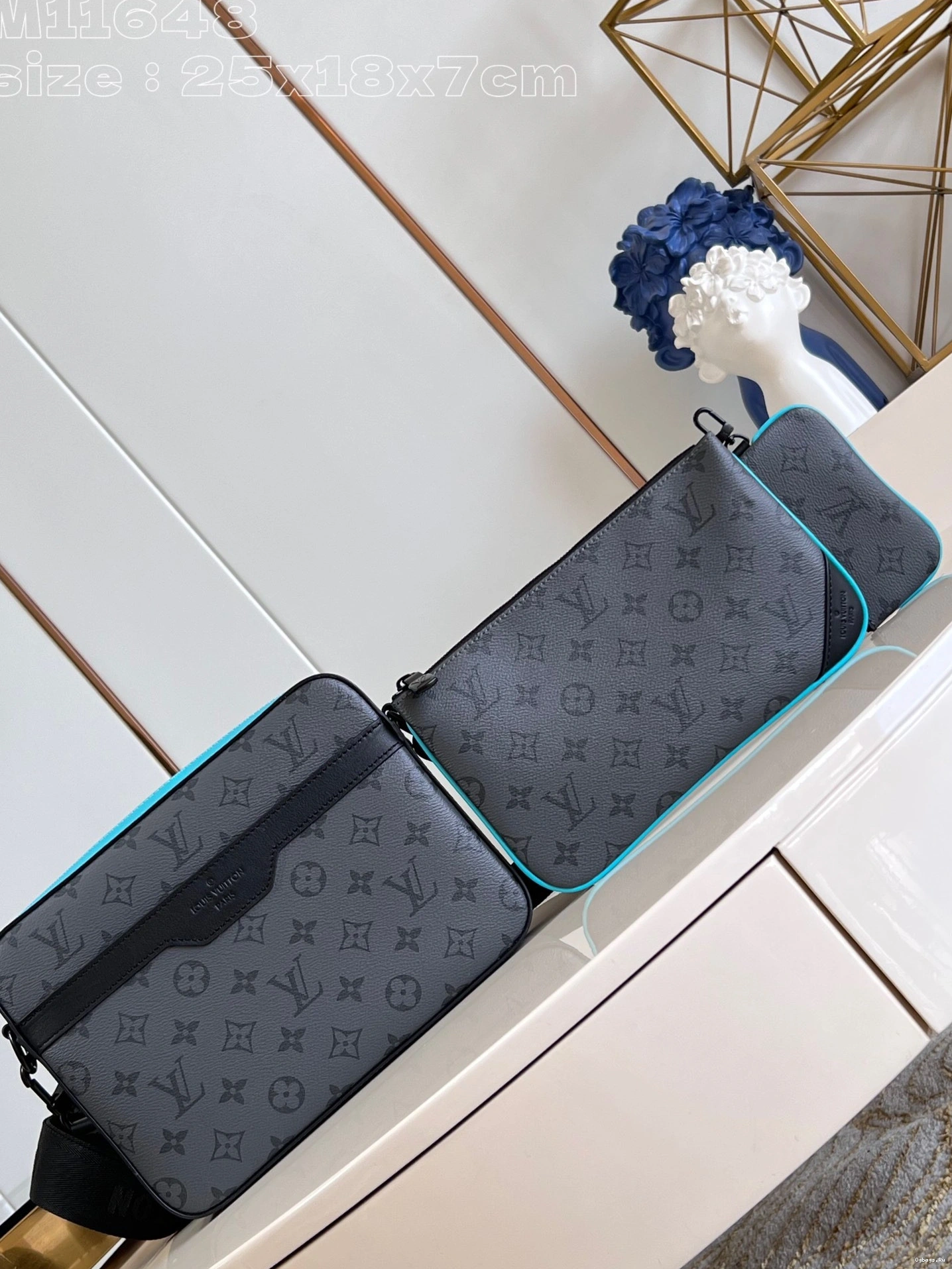 LOUIS MESSENGER TRIO VUITTON 0309